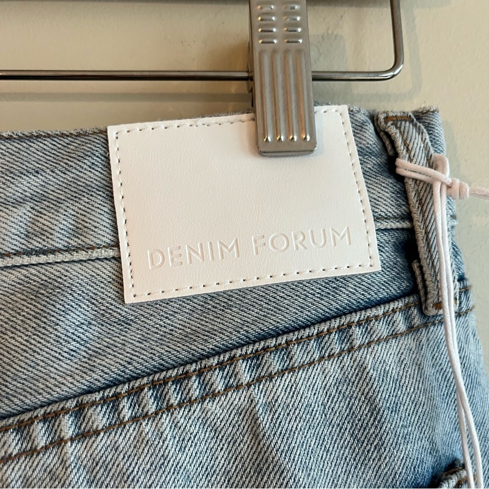 Aritzia Denim Forum The 90s Halle Jean Skirt - Picture 10 of 15